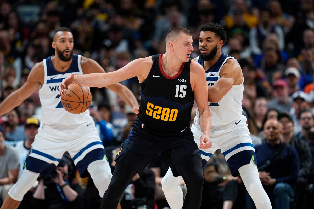 Jokic Dominates as Nuggets Take Series Lead